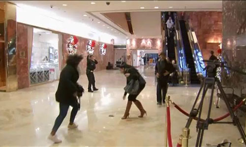 pánico en la Torre Trump Una mochila con juguetes causa pánico en la Torre Trump
